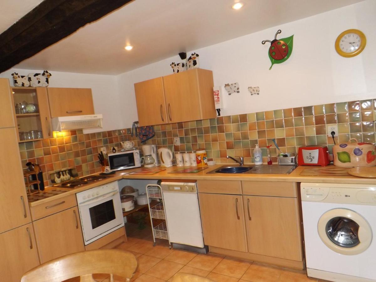 Beautiful 3-bed In Passais-villages Holiday home Saint-Simeon (Orne)